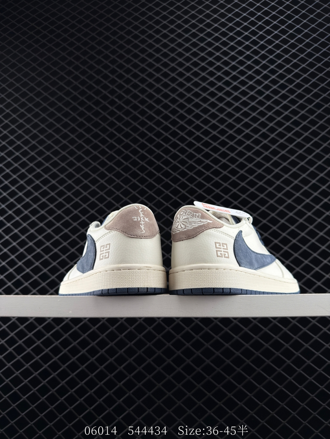 Nike Air Jordan 1 x Travis Scott AJ1